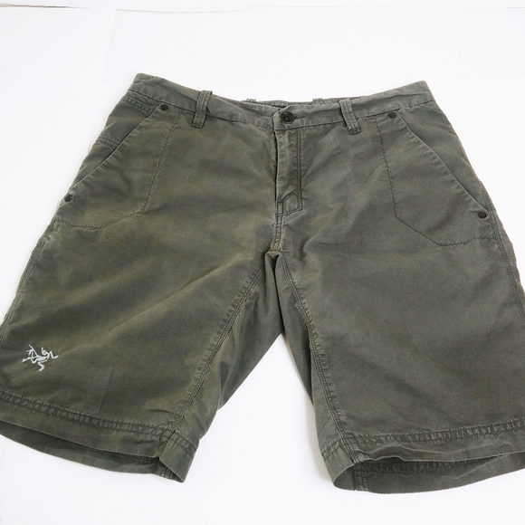 Arc'teryx Army Green Hiking Shorts 30"x 9.5 inseam - Picture 3 of 9